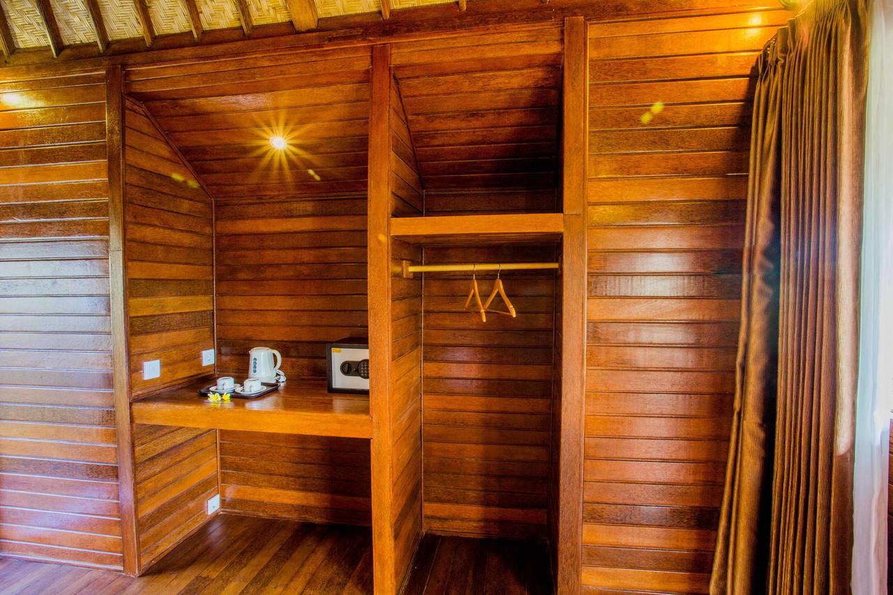 Samanta Huts Hotel Lembongan Exterior photo