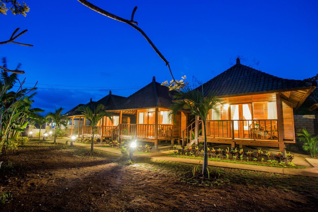 Samanta Huts Hotel Lembongan Exterior photo