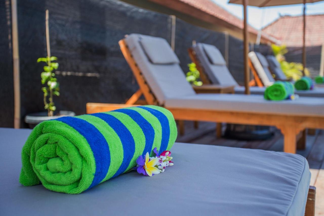 Samanta Huts Hotel Lembongan Exterior photo