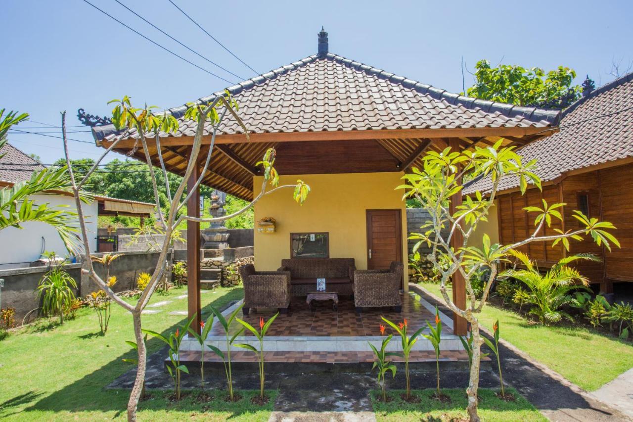 Samanta Huts Hotel Lembongan Exterior photo